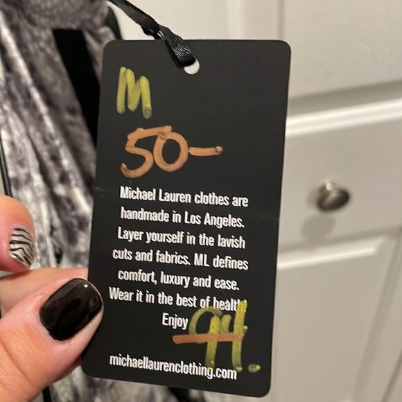 NWT Michael Lauren Cropped Sweatpants, Size Medium - Picture 7 of 8